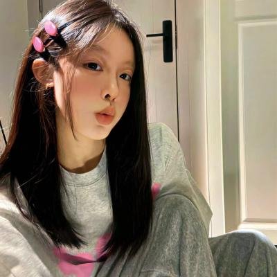 末世拽姐穿七零，惊艳海岛嫁硬汉